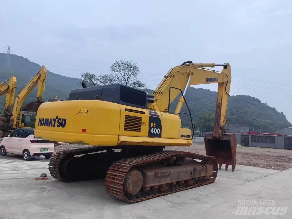 Komatsu PC 400-8 R Beltegraver