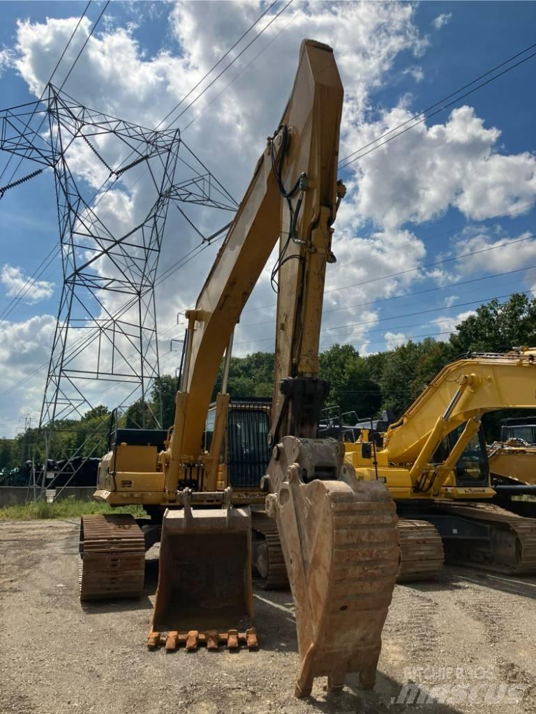 Komatsu PC 400 LC-8 Beltegraver