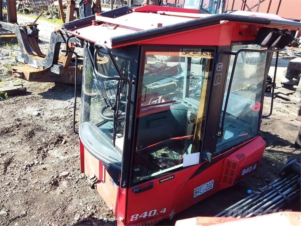 Komatsu 840.4 Førerhus og Interiør