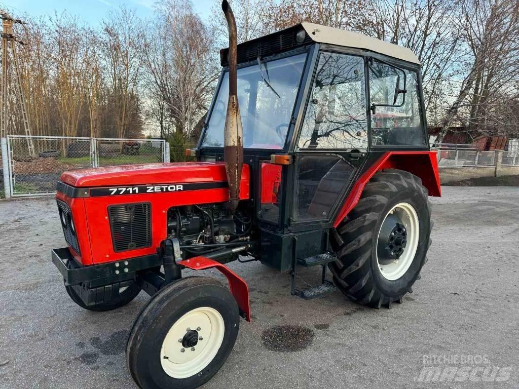 Zetor 7711 Traktorer