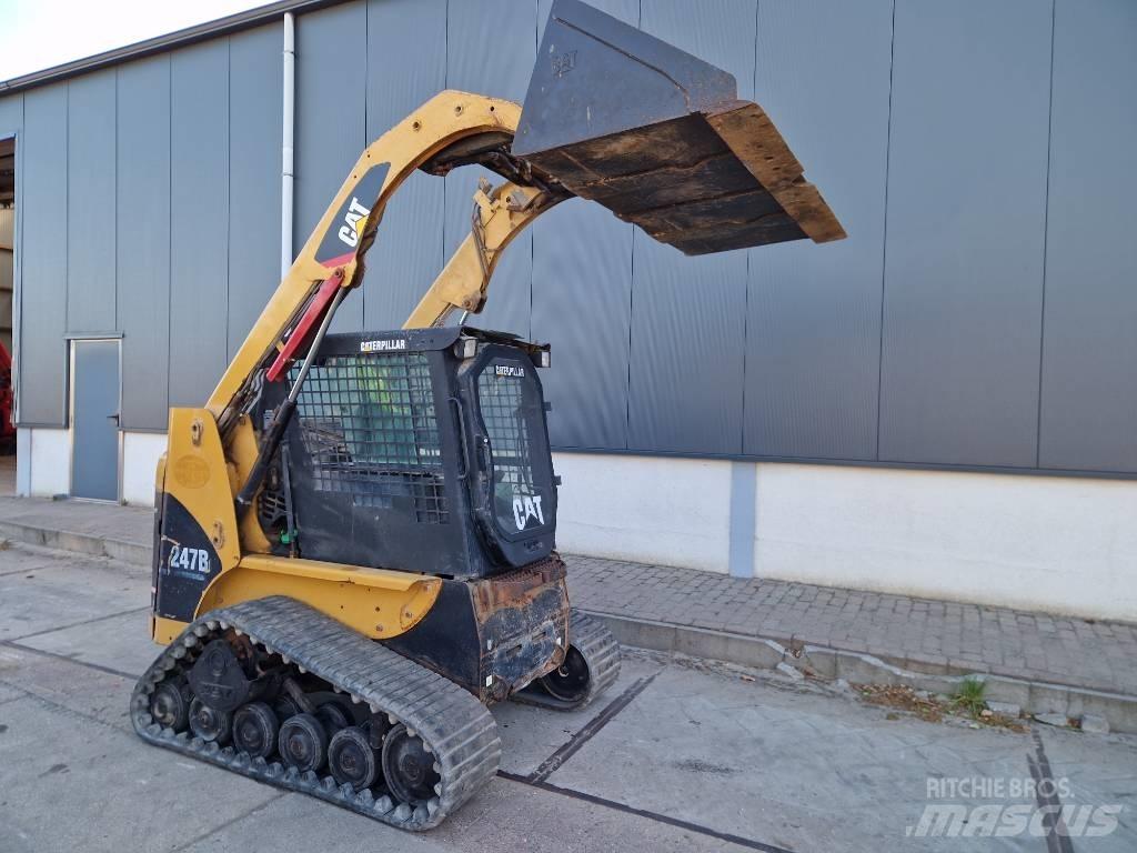 CAT 247 B Kompaktlastere
