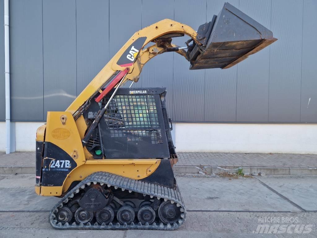 CAT 247 B Kompaktlastere