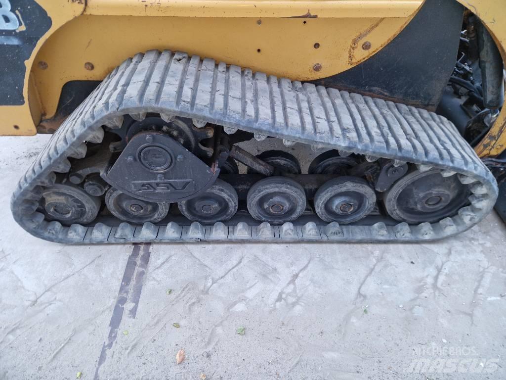 CAT 247 B Kompaktlastere