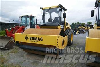 Bomag BW 213 DH-5 Hjullaster til komprimering