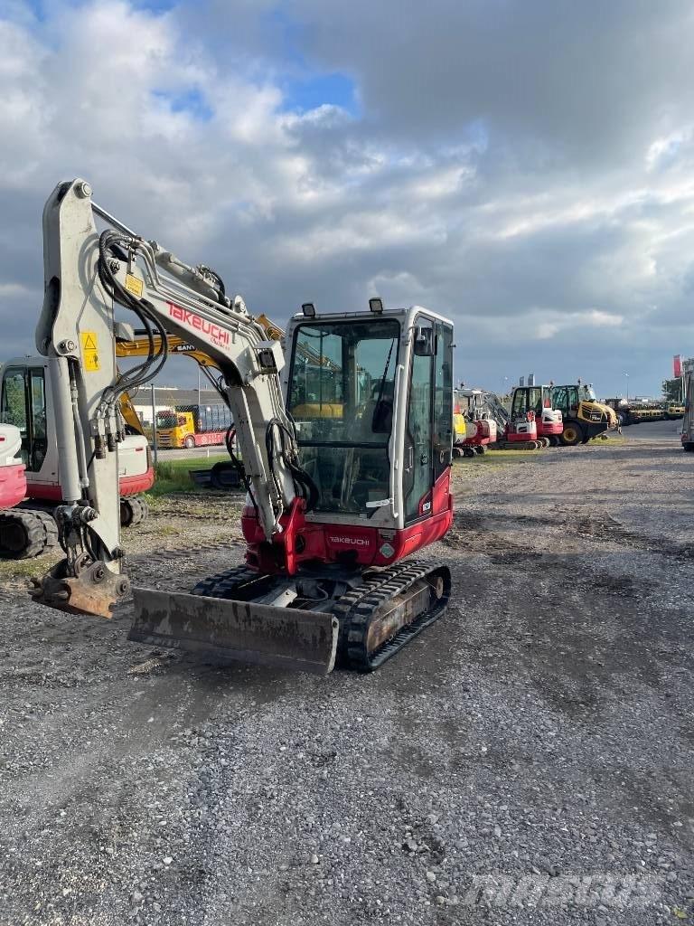Takeuchi TB 230 Minigravere <7t
