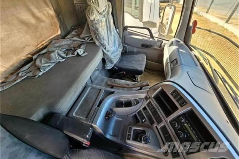 UD TRUCKS QUON Andre lastebiler