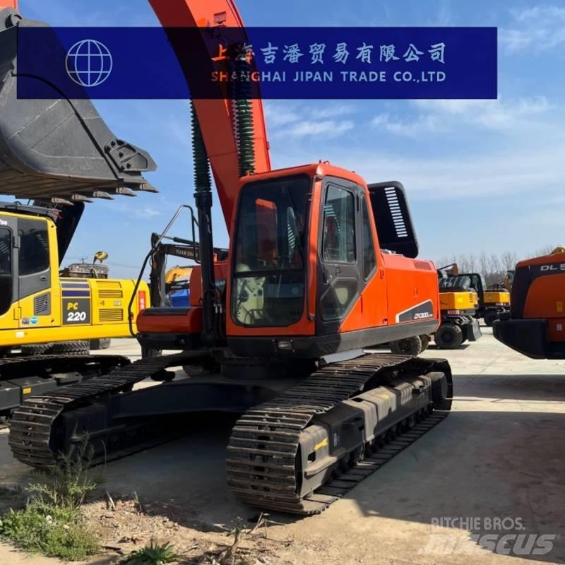Doosan DX 300 Beltegraver