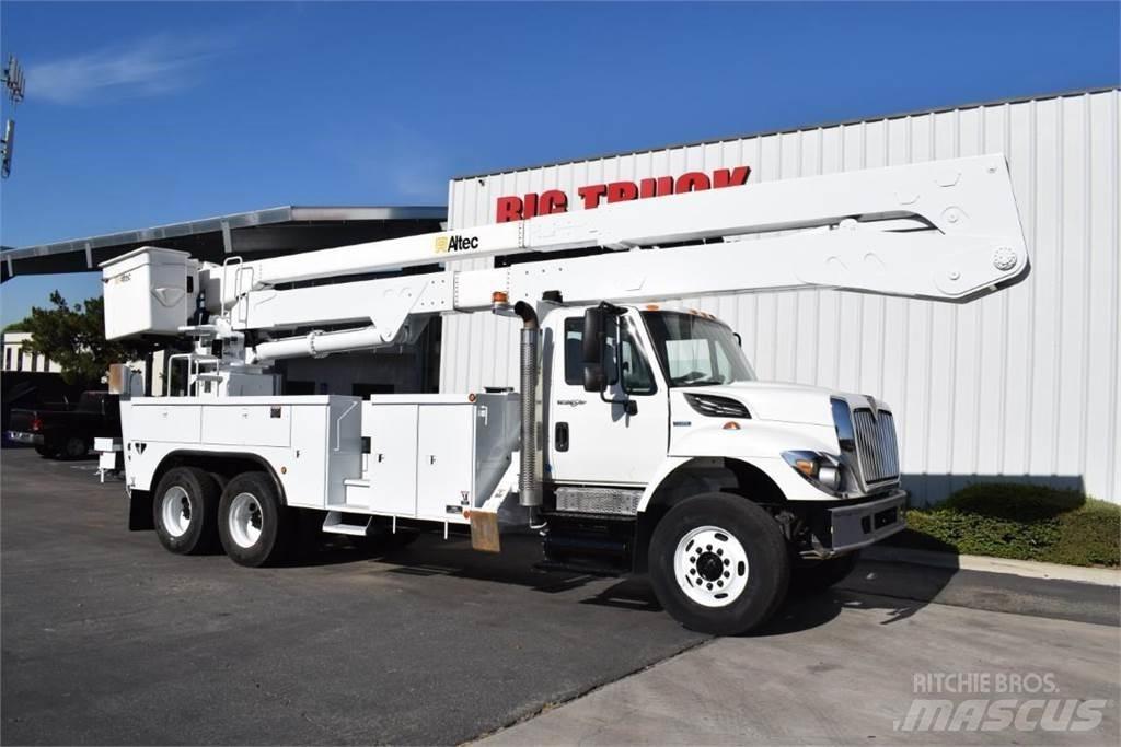 Altec A77T Bilmontert lift