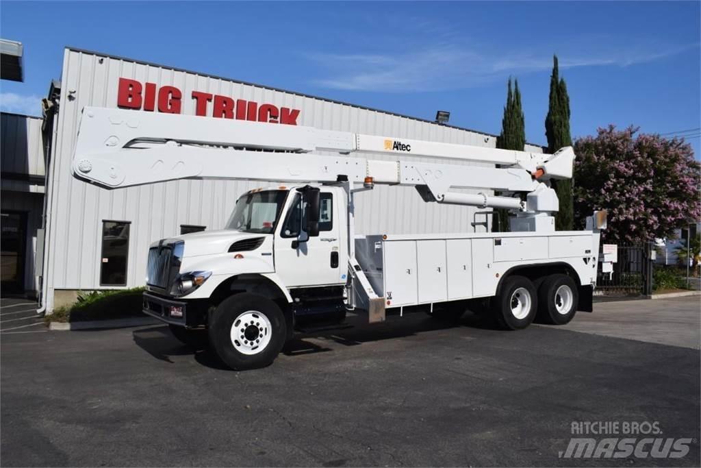 Altec A77T Bilmontert lift