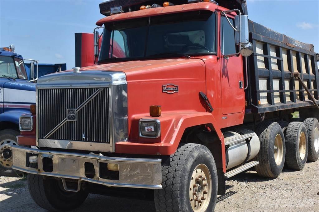 Autocar DC10364B Tippbil