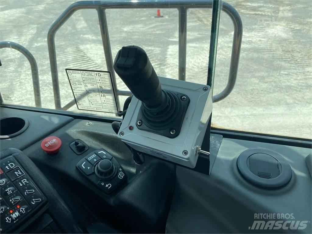 Bell B30E Vanningsvogn for støvdemping