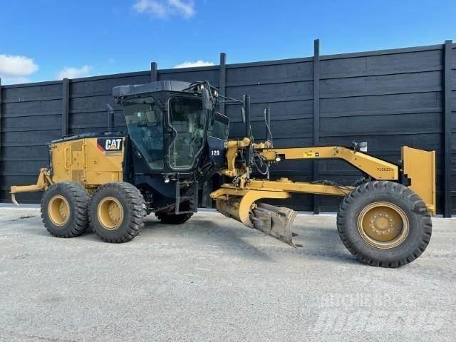CAT 120 Veihøvler
