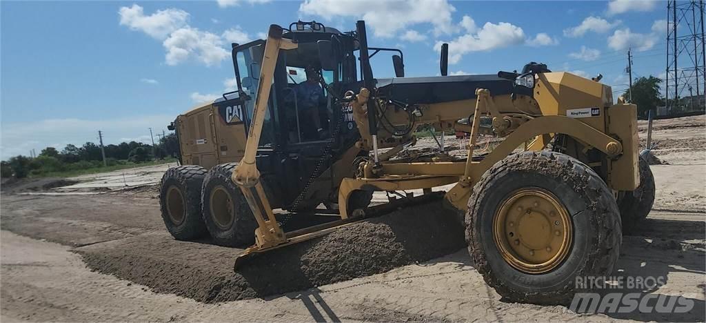 CAT 120M2 AWD Veihøvler