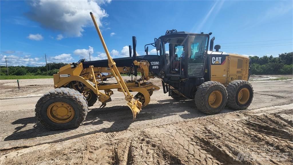 CAT 120M2 AWD Veihøvler