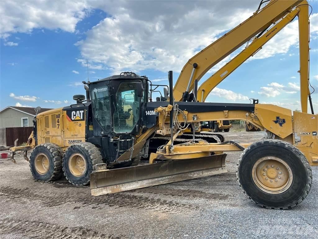 CAT 140M3 Veihøvler