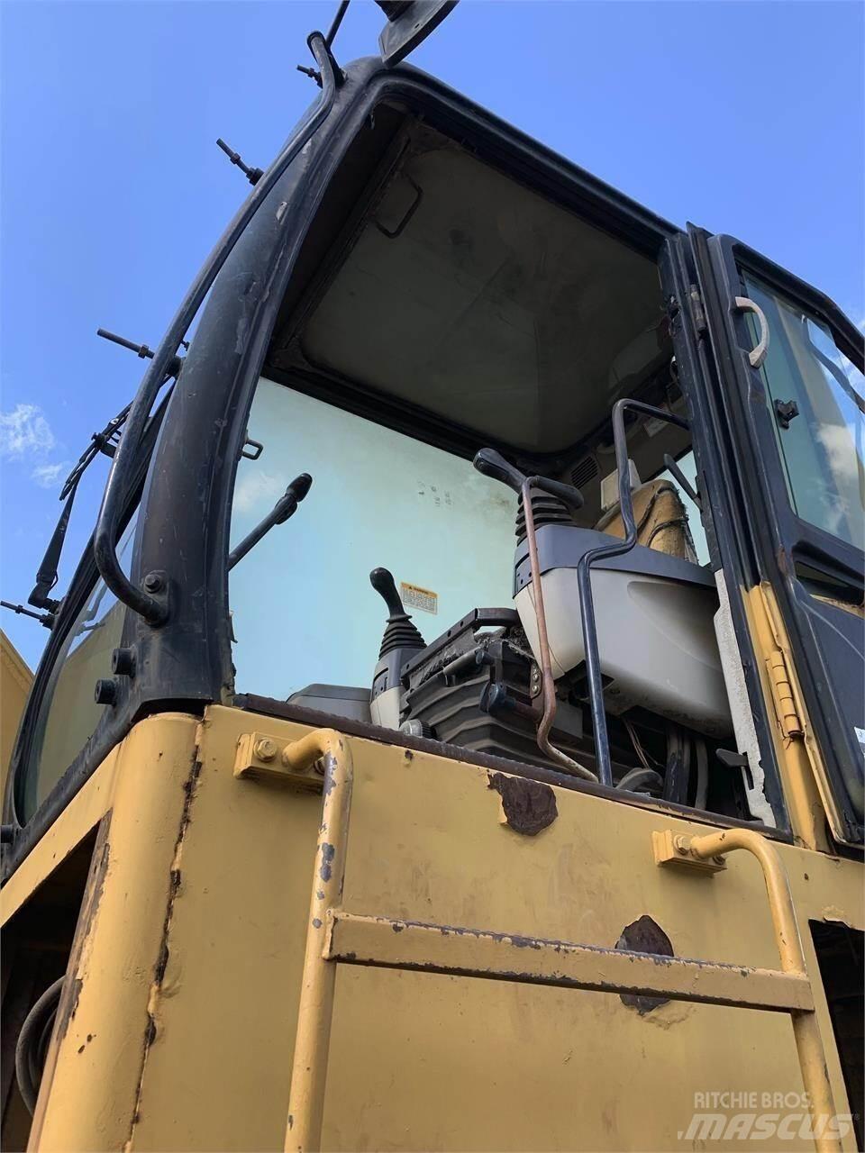 CAT 320C Beltegraver