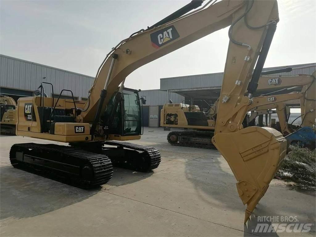 CAT 323 Beltegraver