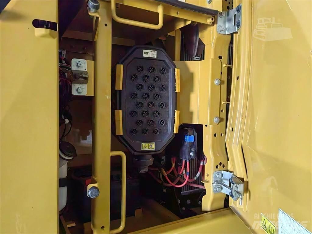 CAT 330 Beltegraver
