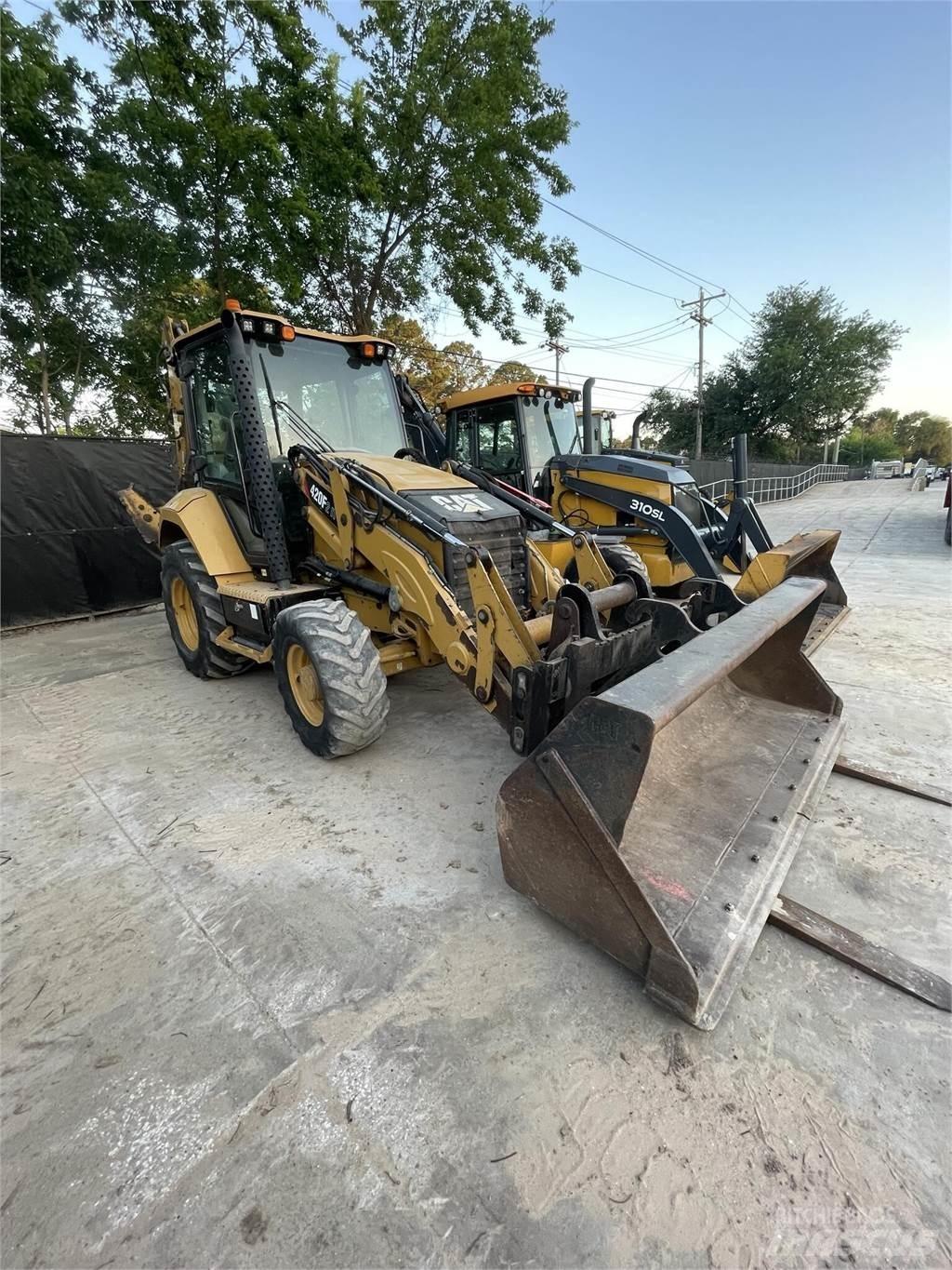 CAT 420F2 IT Traktorgravere