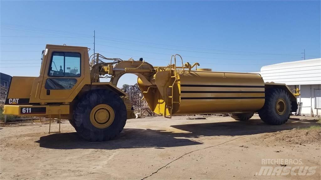 CAT 611 Tanktrailere