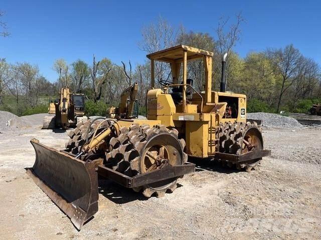 CAT 815 Avfallspresser