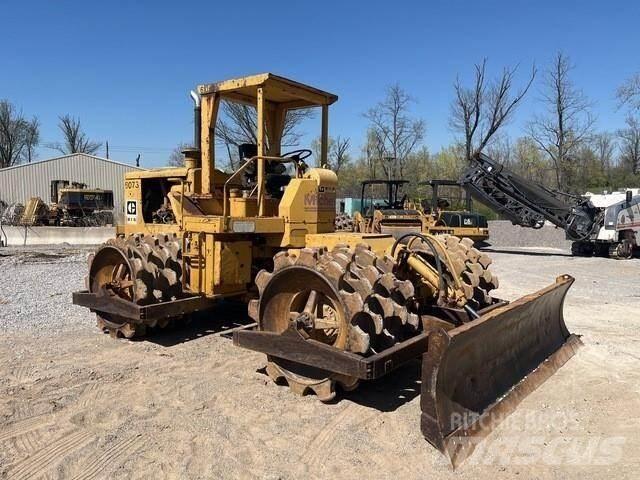 CAT 815 Avfallspresser