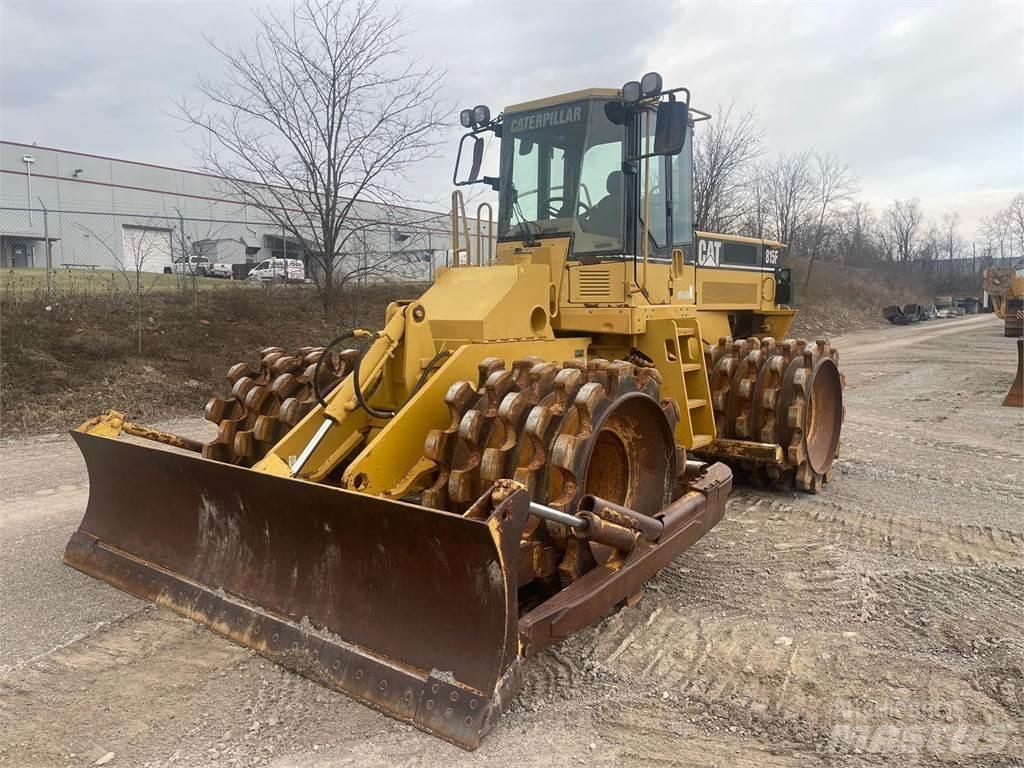 CAT 815F Avfallspresser