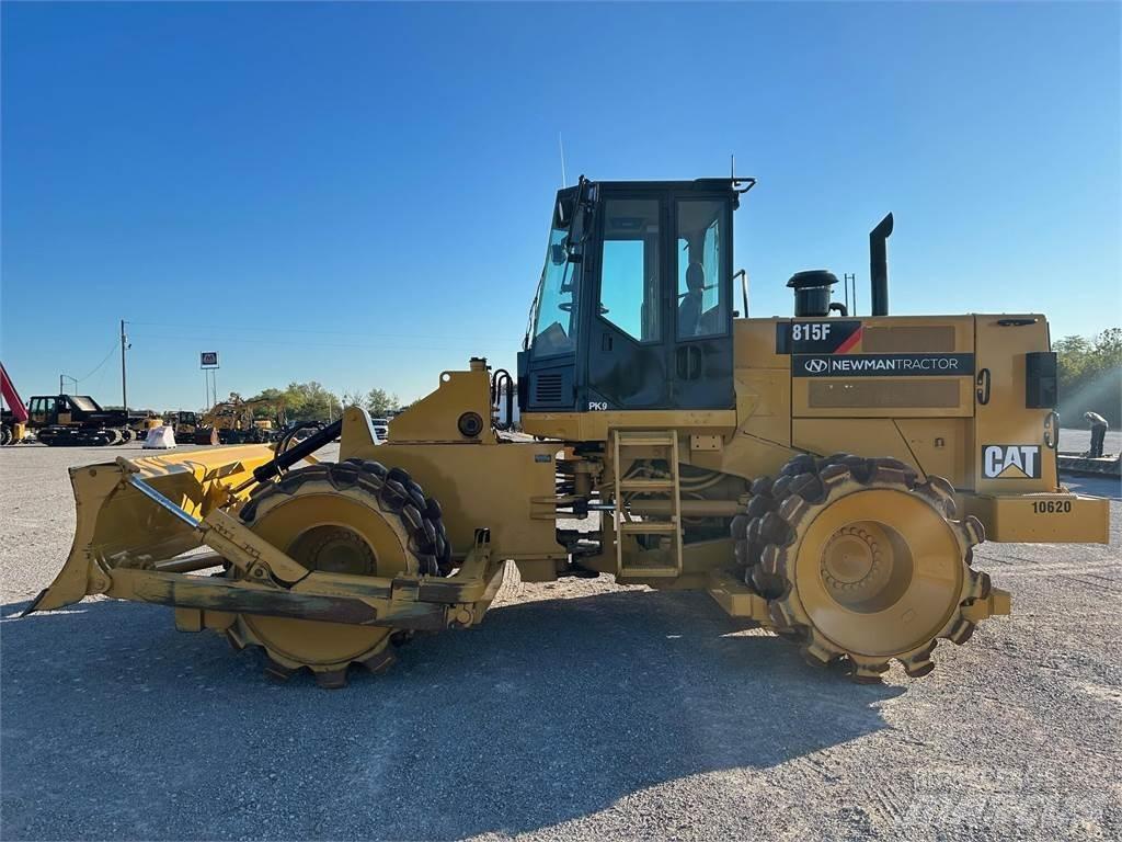 CAT 815F Avfallspresser