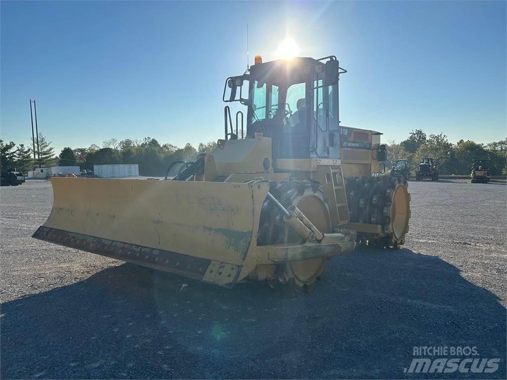 CAT 815F Avfallspresser