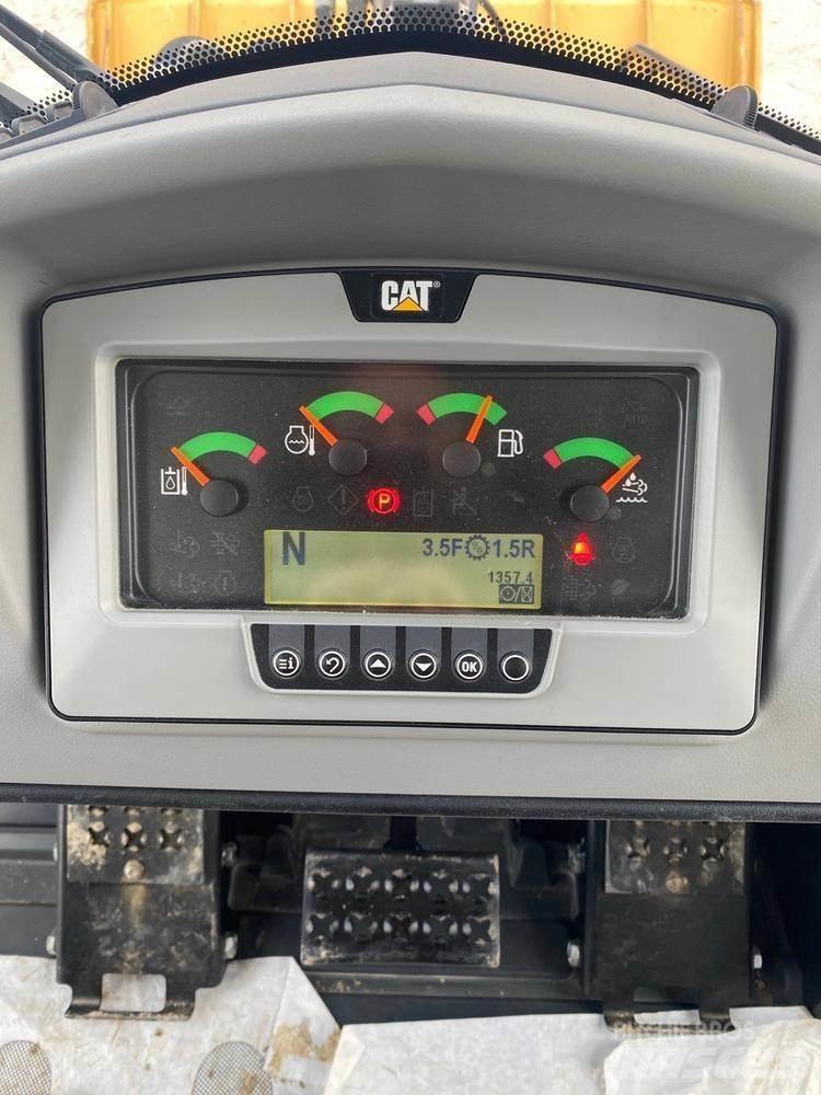 CAT 963K Beltelastere