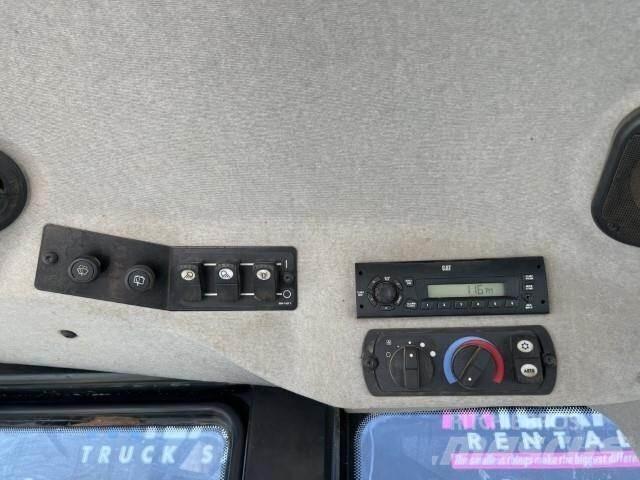 CAT 973D Beltelastere
