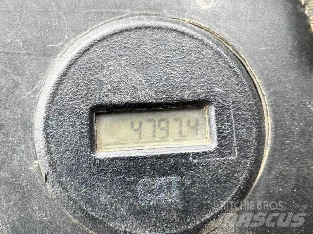 CAT CP-563C Avfallspresser