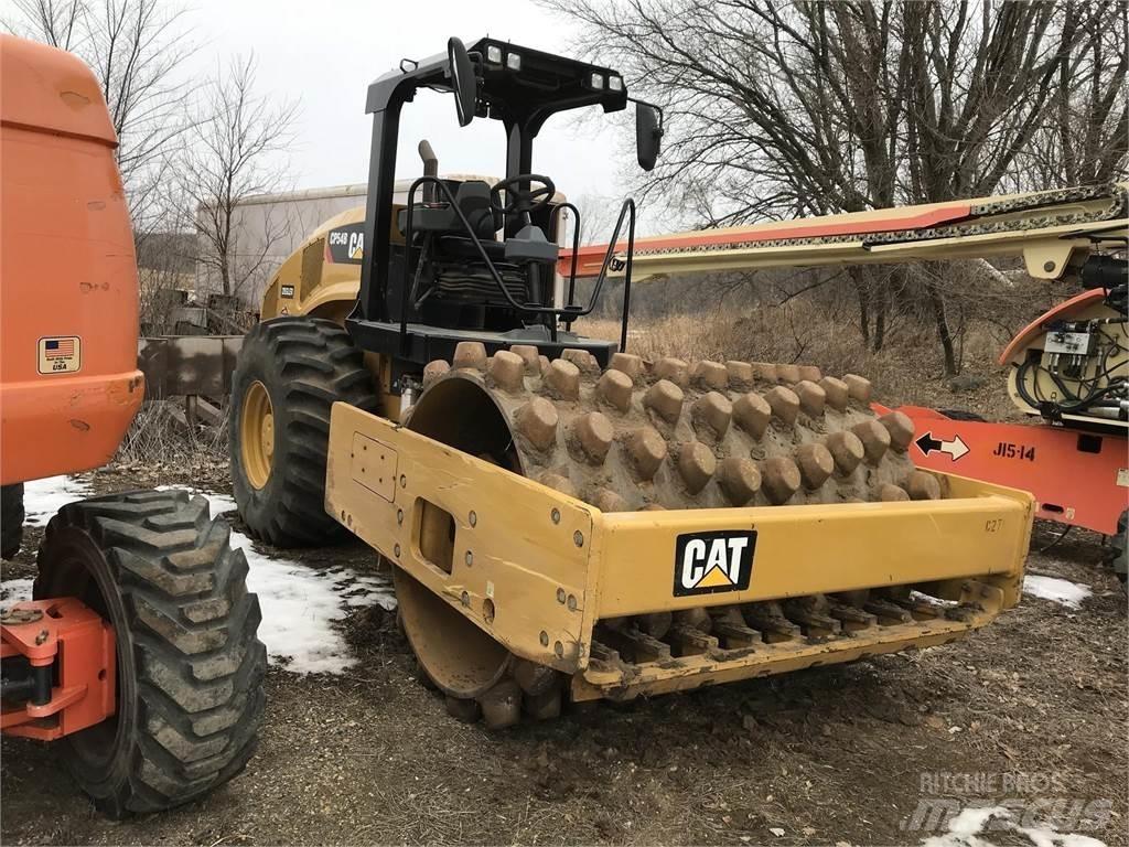 CAT CP54B Avfallspresser