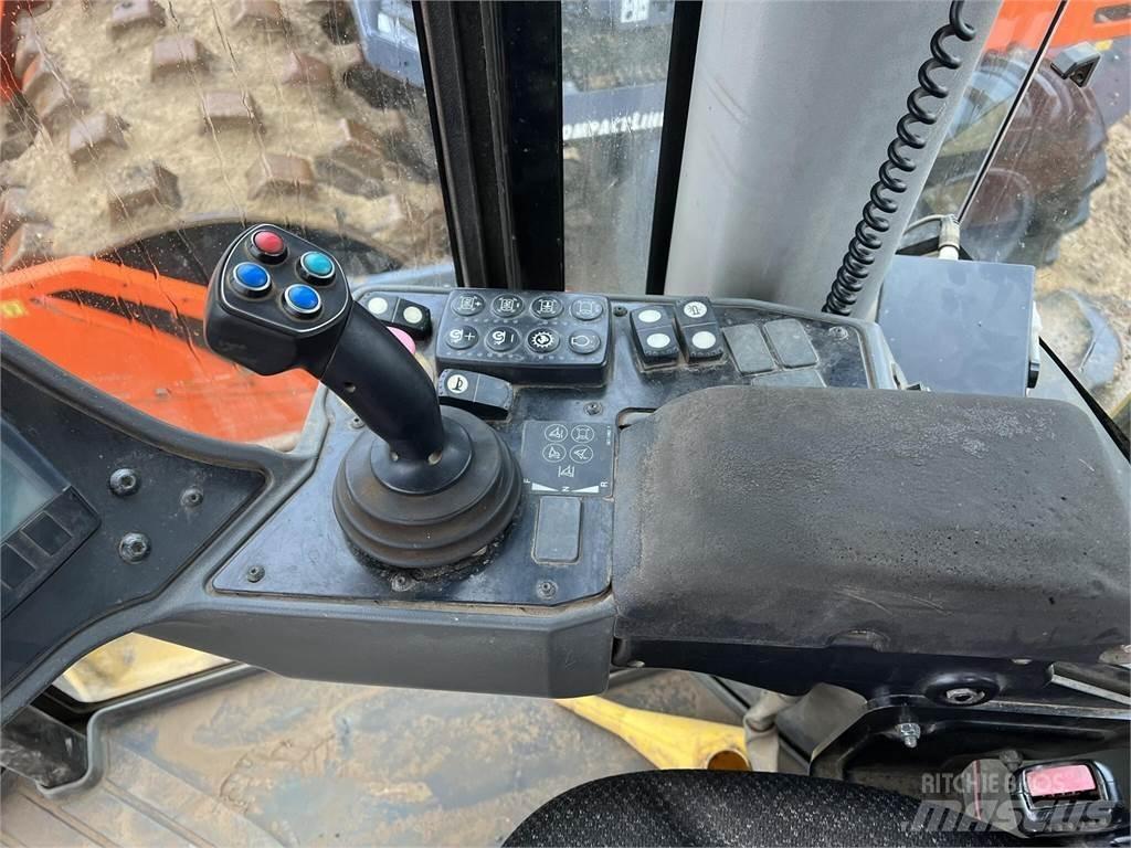 CAT CP56B Avfallspresser