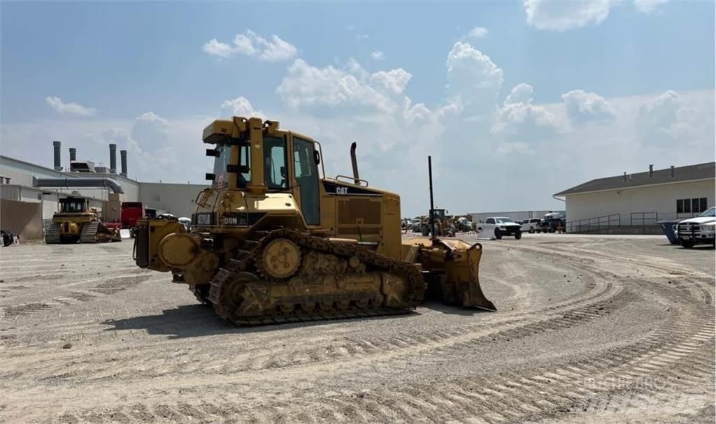 CAT D6N XL Dozere Beltegående