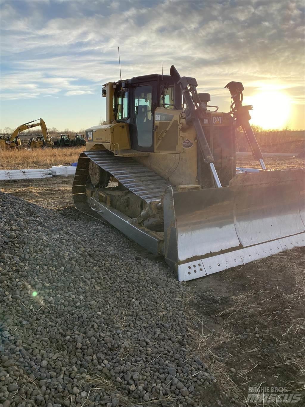 CAT D6T LGP Dozere Beltegående