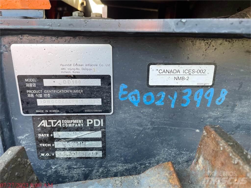 Develon DD100 Dozere Beltegående