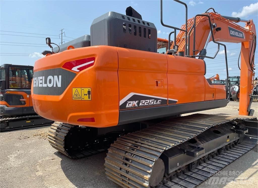 Develon DX225 LC-7 Beltegraver