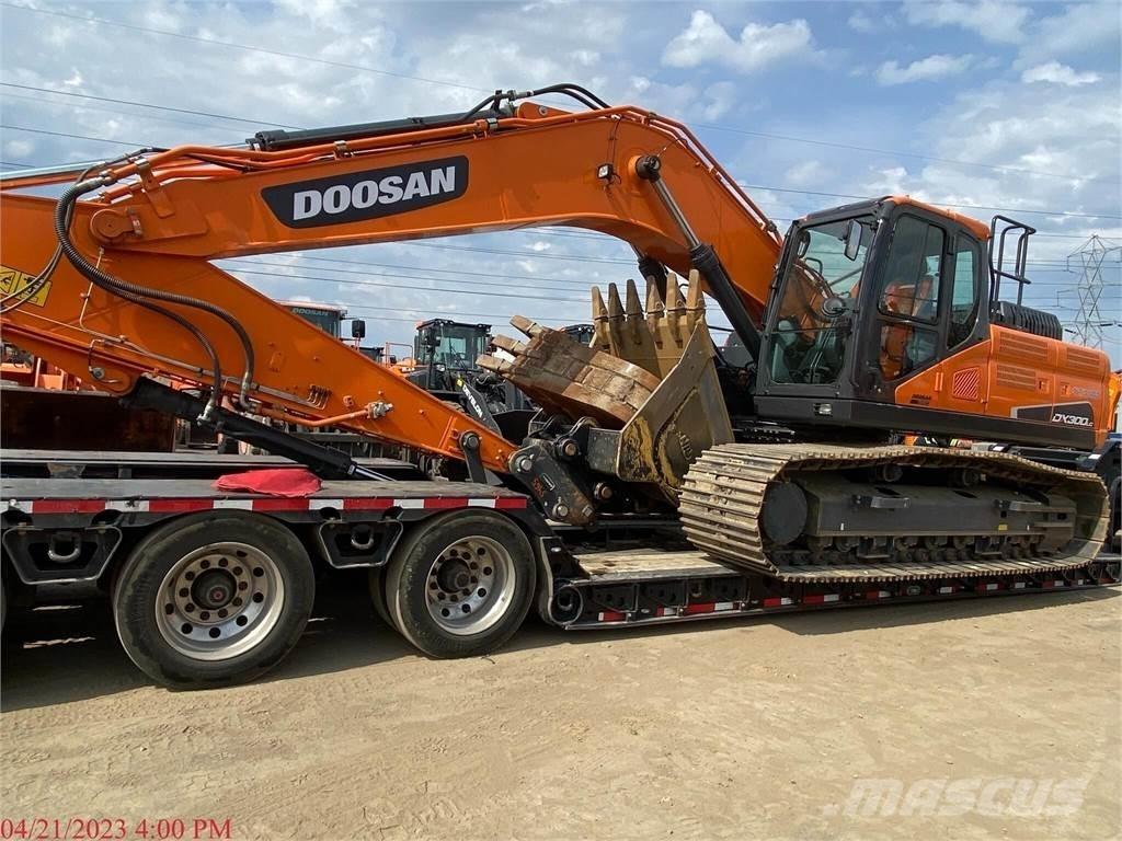 Develon DX300 LC-5 Beltegraver