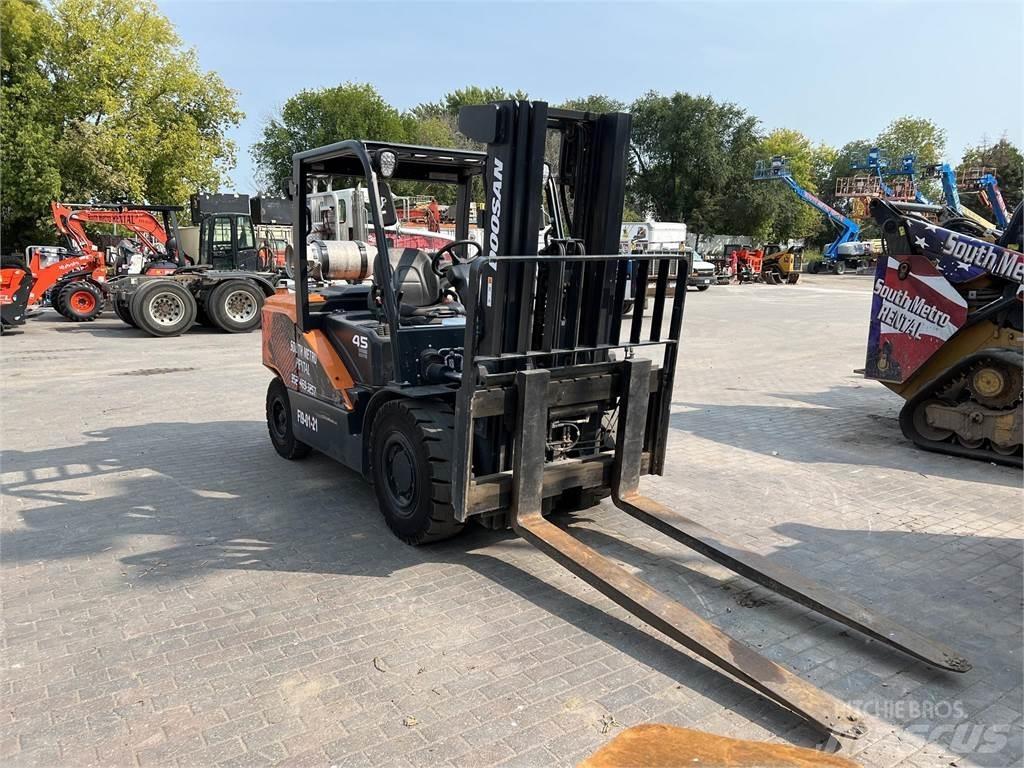 Doosan G45S-7 Gaffeltrucker - Annet