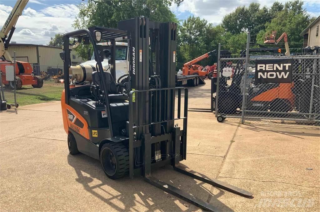 Doosan GC30S-9 Gaffeltrucker - Annet