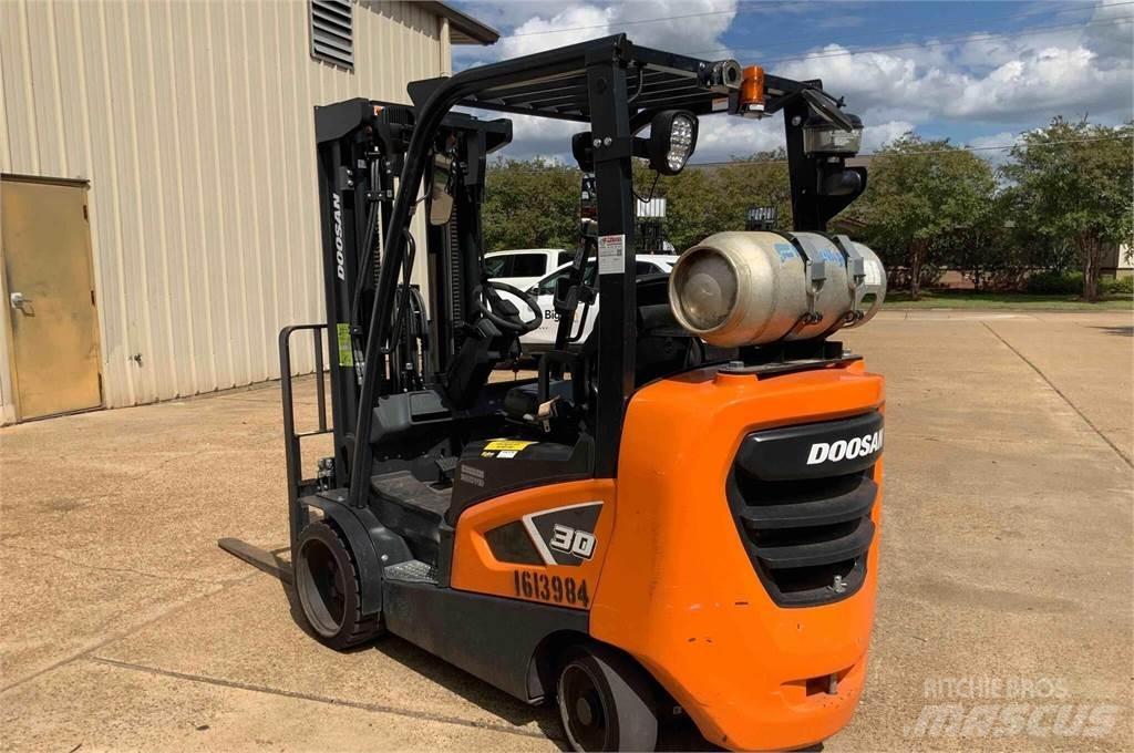 Doosan GC30S-9 Gaffeltrucker - Annet