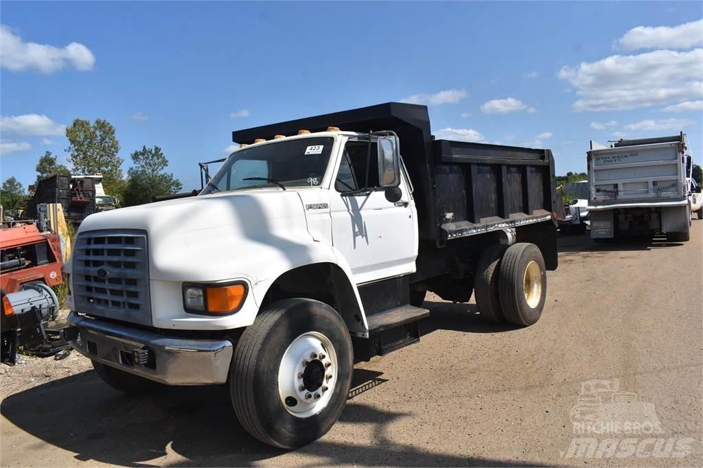 Ford F800 Tippbil