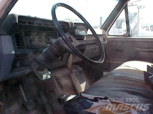 Ford F800 Kommunalt / generelt kjøretøy