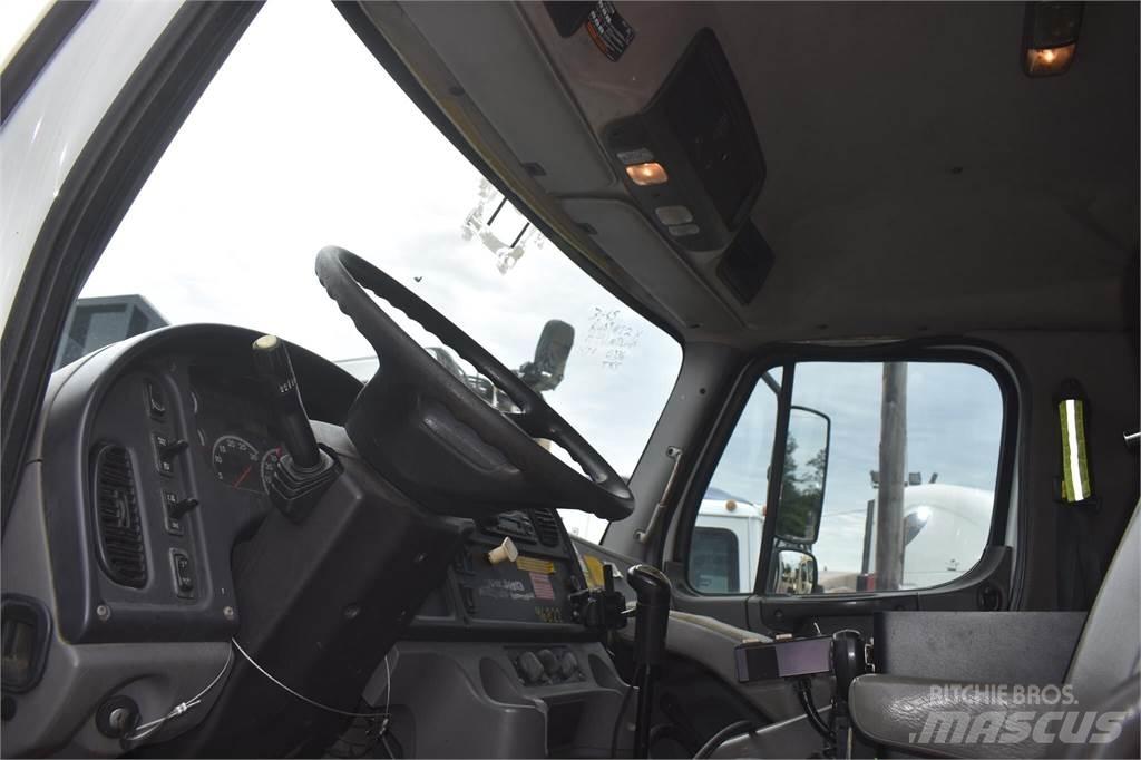 Freightliner 108SD Kommunalt / generelt kjøretøy