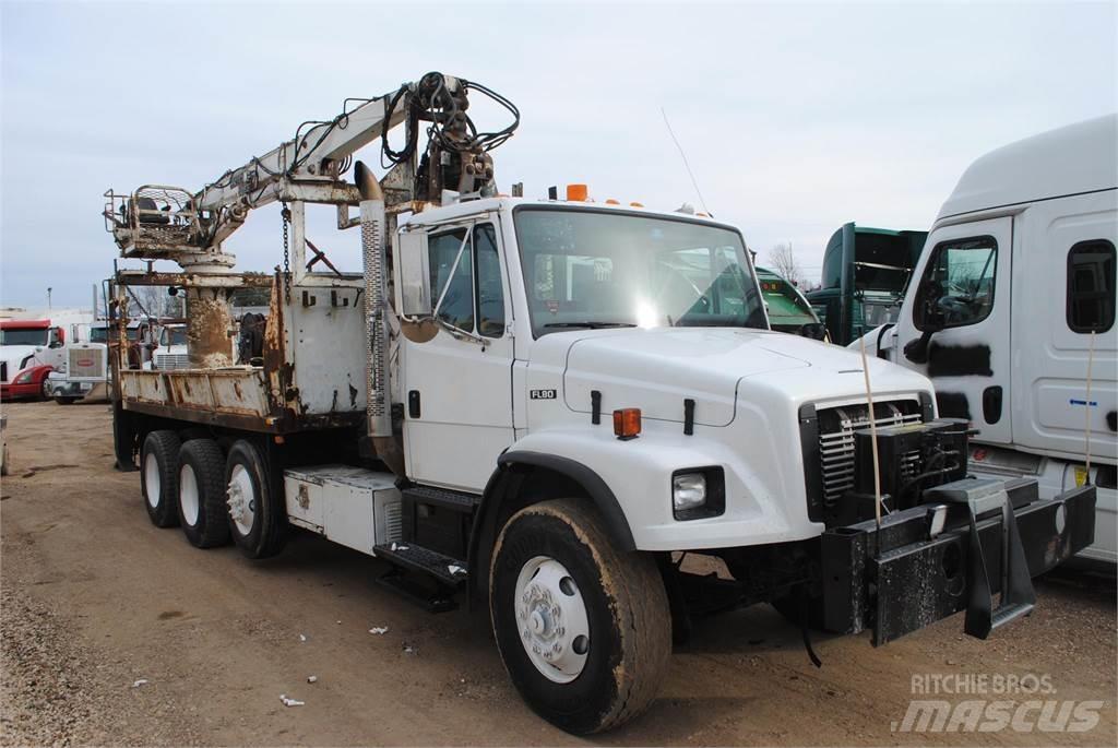 Freightliner FL80 Kranbil