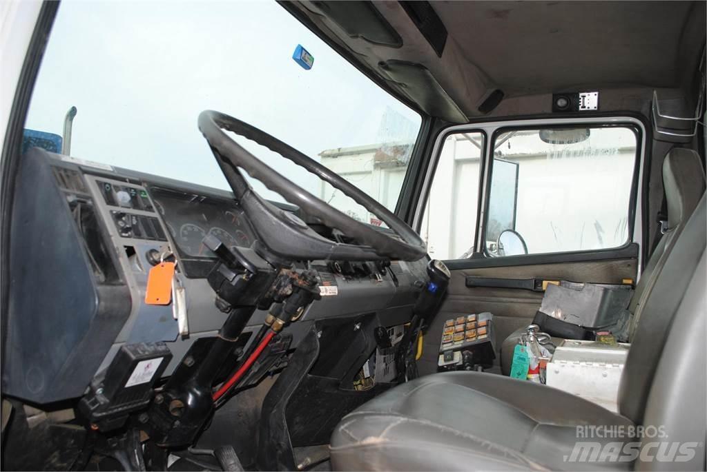 Freightliner FL80 Kranbil