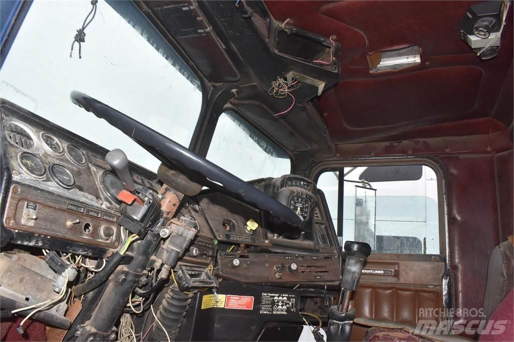 Freightliner MB80 Tippbil