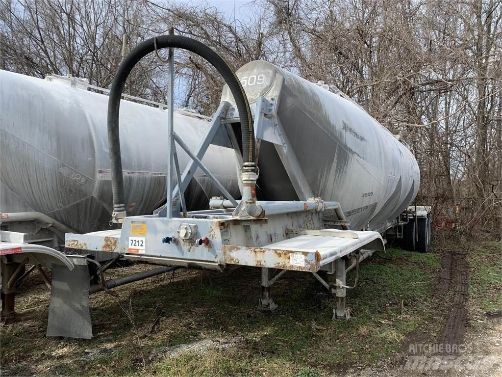 Fruehauf  Tanktrailere