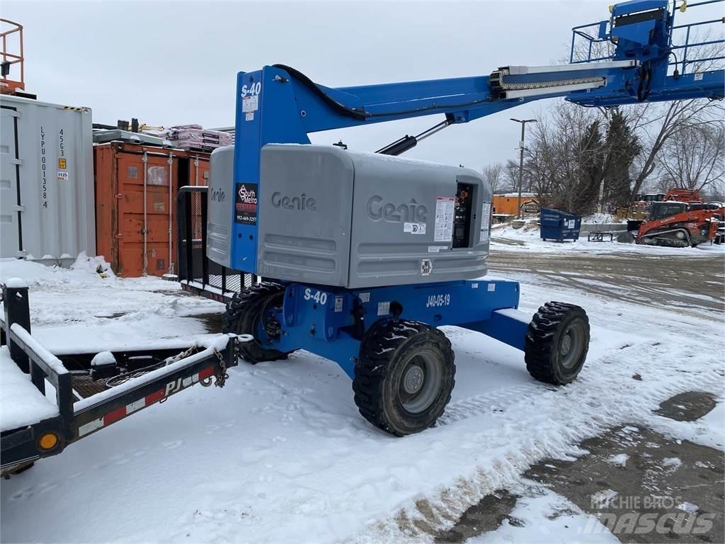 Genie S40 Teleskop bomlifter